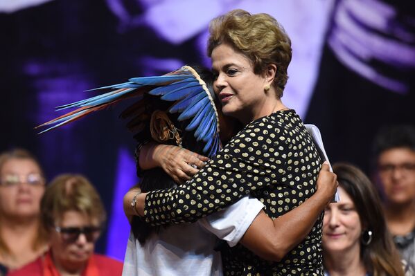 ‘Impeachment’ de Rousseff: la pasión brasileña en el juego político - Sputnik Mundo