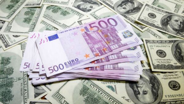 Dólares y euros - Sputnik Mundo
