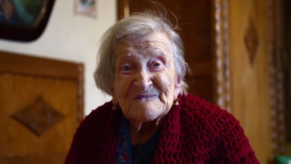 Emma Morano, que cumplirá este año 117 años de edad, nació el 29 de noviembre de 1899 - Sputnik Mundo
