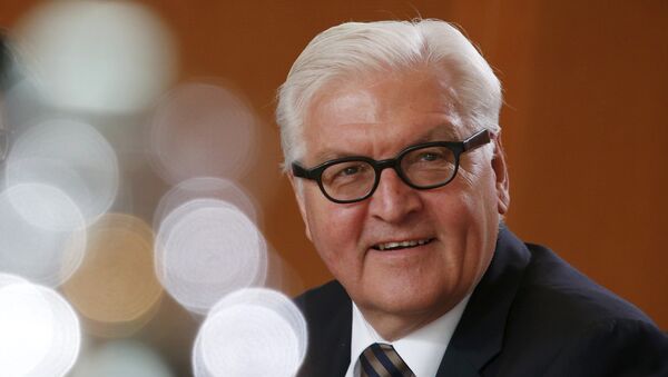 German Foreign Minister Frank-Walter Steinmeier attends a cabinet meeting at the Chancellery in Berlin, Germany - Sputnik Mundo