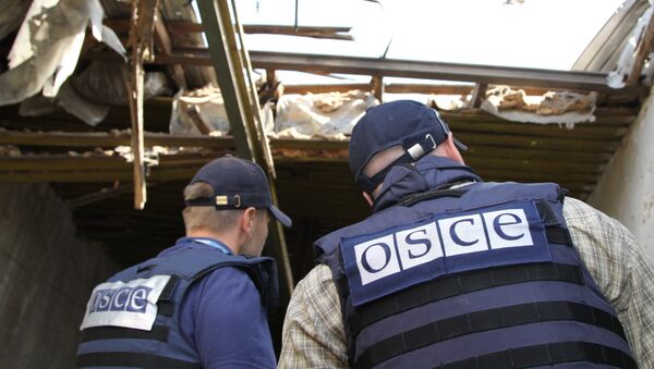 Los representantes de la OSCE en el este de Ucrania - Sputnik Mundo