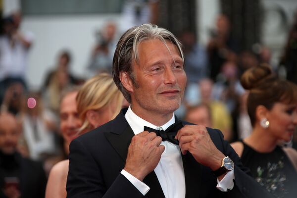 Festival de Cannes: vestidos lujosos y resultados imprevisibles - Sputnik Mundo