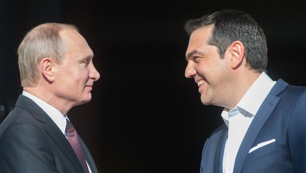 Presidente de Rusia, Vladímir Putin y primer ministro de Grecia, Alexis Tsipras, durante la reunión en Grecia - Sputnik Mundo