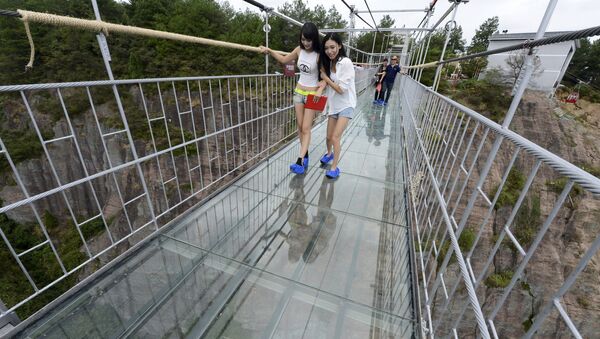 Puente de cristal de Zhangjiajie, China. 2015 - Sputnik Mundo
