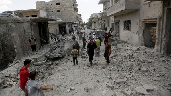 Edificios destruidos en Idlib, Siria (archivo) - Sputnik Mundo