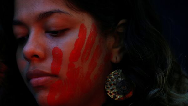 Feminicidios en Bolivia ascienden a casi 1.000 en los últimos 9 años - Sputnik Mundo