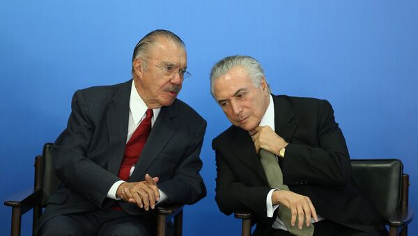 Expresidente de Brasil, José Sarney, y presidente actual, Michel Temer - Sputnik Mundo