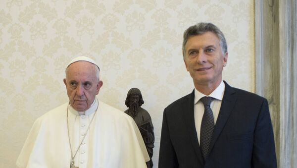 El Papa Francisco y el presidente de Argentina, Mauricio Macri - Sputnik Mundo