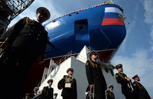 La botadura del rompehielos nuclear Árktika en San Petersburgo - Sputnik Mundo