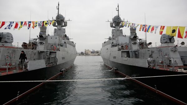 Los cruceros rusos Zeleniy Dol y Sérpujov - Sputnik Mundo