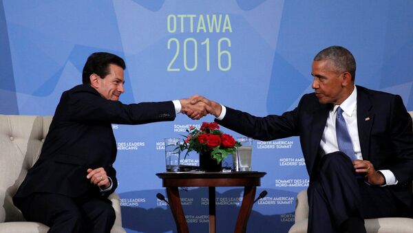 Los presidentes de México y EEUU, Enrique Peña y Barack Obama - Sputnik Mundo