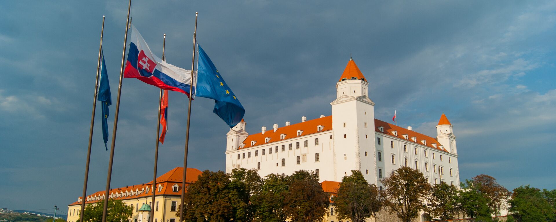 El castillo de Presburgo en Bratislava, Eslovaquia - Sputnik Mundo, 1920, 25.01.2024