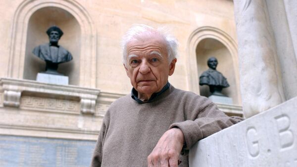 France's most famous contemporary poet Yves Bonnefoy - Sputnik Mundo