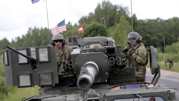 Las Fuerzas de la OTAN en Letonia - Sputnik Mundo