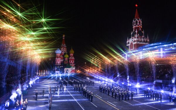 Ceremonia de clausura del Festival Internacional de Música Militar Spasskaya Bashnya - Sputnik Mundo