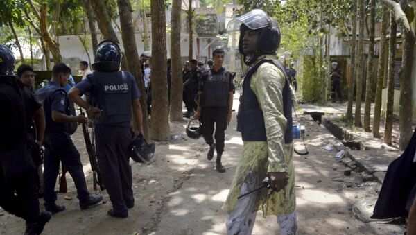 Policías de Bangladés - Sputnik Mundo