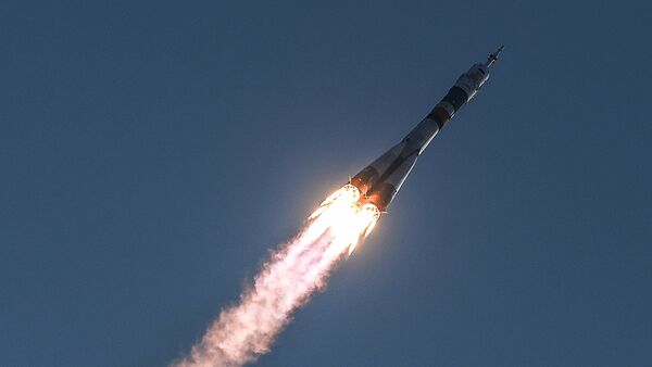 Lanzamiento del cohete tripulado Soyuz MS desde el cosmódromo Baikonur - Sputnik Mundo