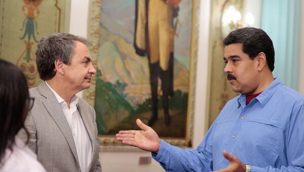 Expresidente español, José Luis Rodríguez Zapatero y presidente venezolano, Nicolás Maduro - Sputnik Mundo