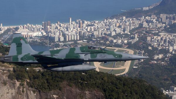 Un avión de las Fuerzas Aéreas de Brasil - Sputnik Mundo