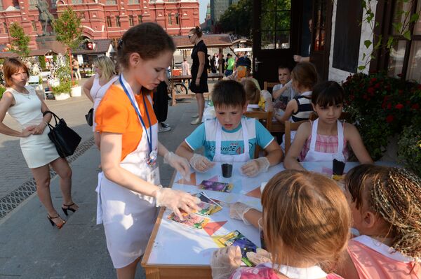La fiesta de la mermelada con sabor español en Moscú - Sputnik Mundo