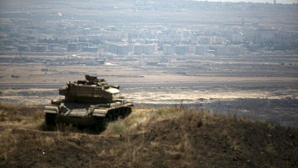 El tanque israelí en la frontera entre Israel y Siria - Sputnik Mundo