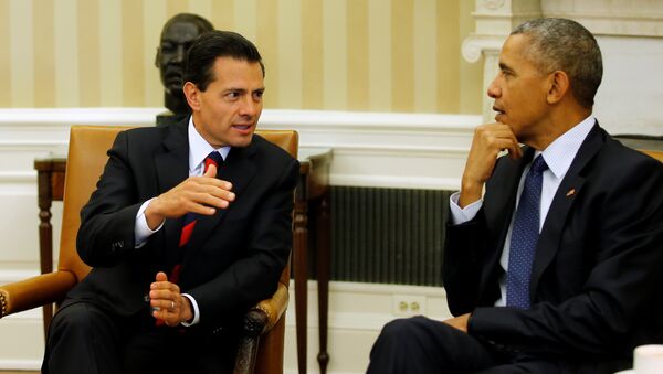 El presidente de México, Enrique Peña Nieto, y el  presidente de EEUU, Barack Obama (archivo) - Sputnik Mundo