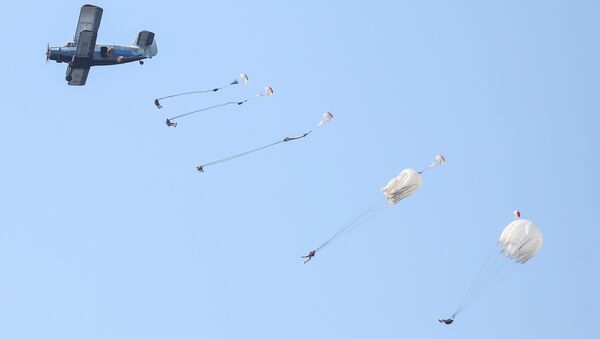 Los paracaidistas rusos - Sputnik Mundo