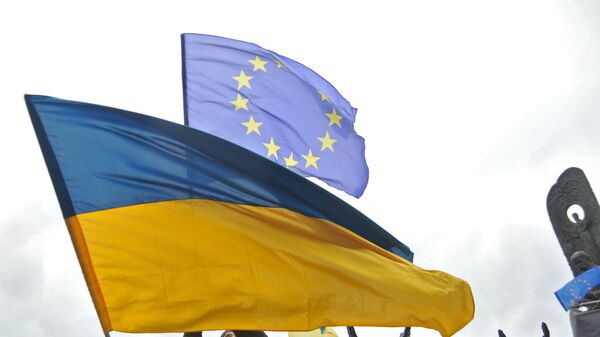 Seguidores de la incorporación de Ucrania a la UE - Sputnik Mundo