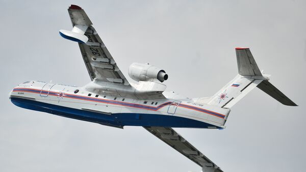 Avión anfibio ruso Beriev Be-200 - Sputnik Mundo