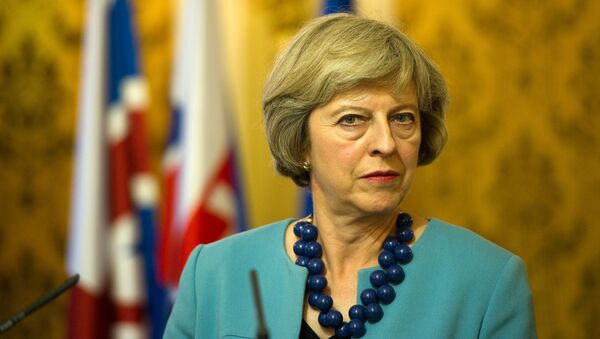 Theresa May, primera ministra de Reino Unido - Sputnik Mundo