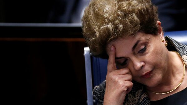 La presidenta suspendida de Brasil, Dilma Rousseff, durante su defensa en el Senado del país - Sputnik Mundo