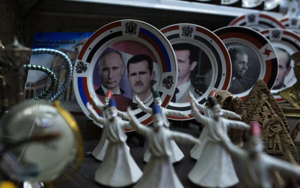 Platos con Putin y Asad en Damasco - Sputnik Mundo