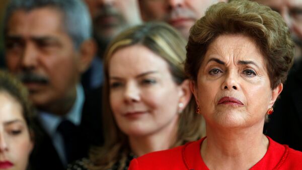 Brazil's former President Dilma Rousseff, who was removed by the Brazilian Senate from office earlier, speaks at the Alvorada Palace in Brasilia, Brazil, August 31, 2016 - Sputnik Mundo