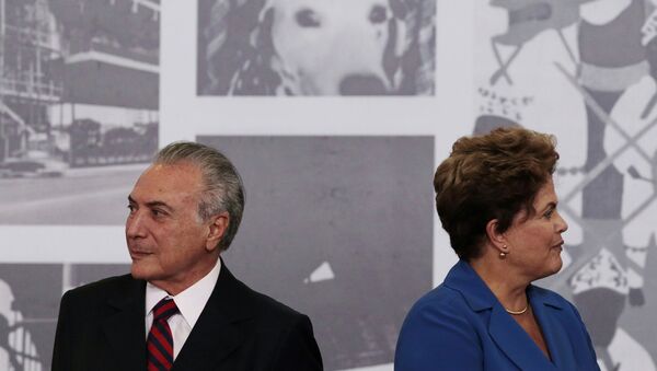 El presidente de Brasil, Michel Temer, y la expresidenta, Dilma Rousseff - Sputnik Mundo