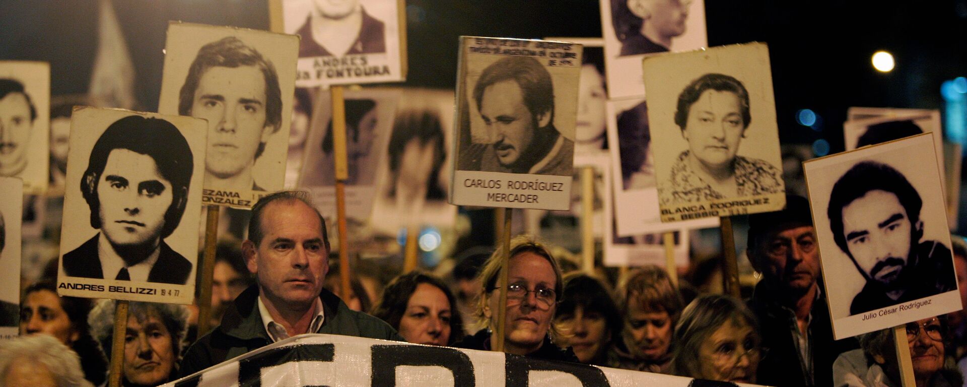 Marcha de Silencio en conmemoración de las víctimas de la dictadura de 1973-1985, 20 de mayo de 2088, Montevideo, Uruguay - Sputnik Mundo, 1920, 28.08.2020
