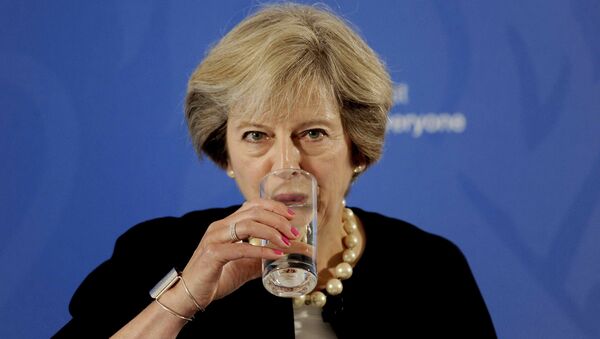 Theresa May, la primera ministra de Reino Unido - Sputnik Mundo