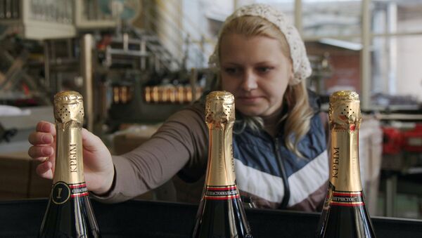 Fabricación de vinos en Crimea - Sputnik Mundo