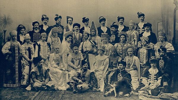 Baile de trajes de Nicolás II, 1903 - Sputnik Mundo