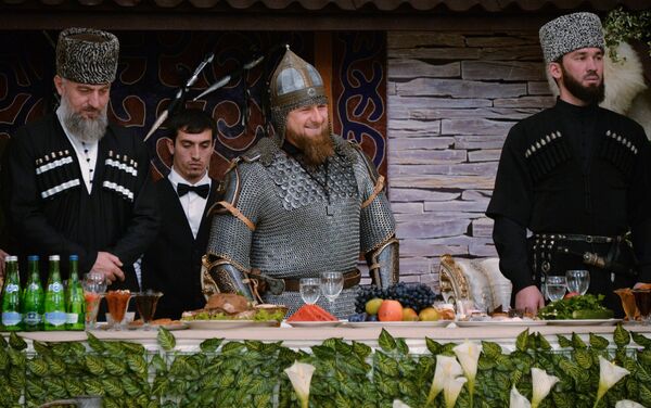 Ramzán Kadírov durante las celebraciones del Día de la Mujer Chechena - Sputnik Mundo