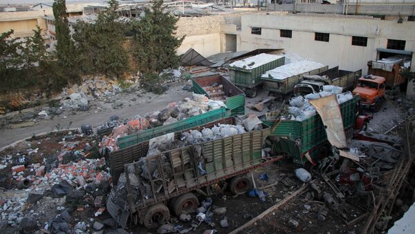 La caravana humanitaria de la ONU y de la Cruz Roja, atacada en las inmediaciones de la localidad de Urm al Kubra, Siria - Sputnik Mundo
