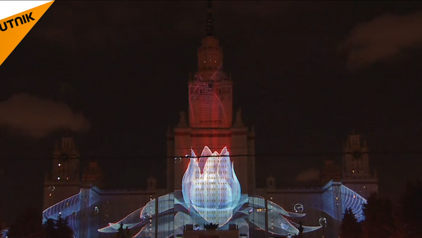 El festival 'Círculo de Luz' en Moscú - Sputnik Mundo