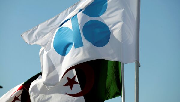 Las banderas de la OPEP y Argelia - Sputnik Mundo