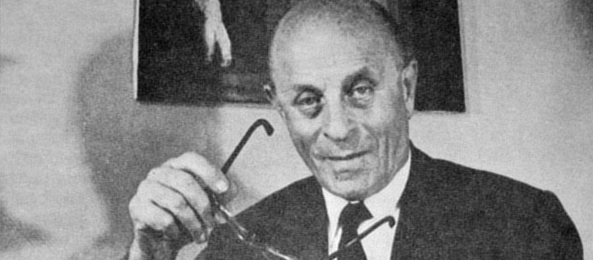 Ladislao José Biro - Sputnik Mundo, 1920, 29.09.2016