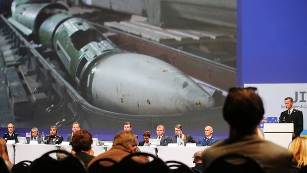 Informe técnico sobre la catástrofe de MH17 en el este de Ucrania en 2014 - Sputnik Mundo