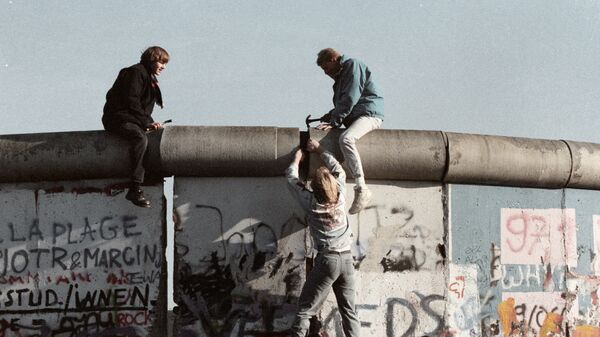 El muro de Berlín (Archivo) - Sputnik Mundo
