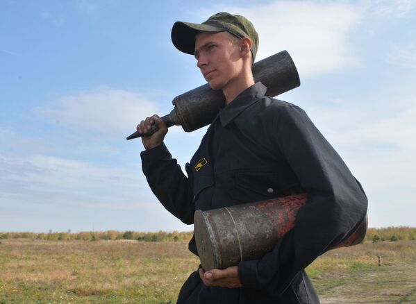 'Duelo de tanques' en la región de Vorónezh - Sputnik Mundo
