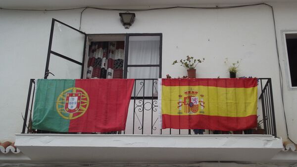 Banderas de España y Portugal - Sputnik Mundo