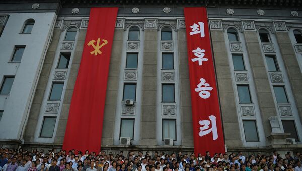 Congregación en Corea del Norte después de una prueba nuclear - Sputnik Mundo