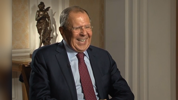 Lavrov desconcierta al mundo al utilizar una palabra ambigua - Sputnik Mundo