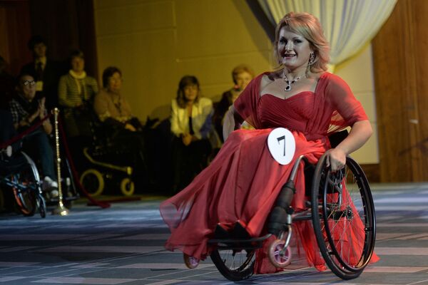 Miss Independiente: las jóvenes más bellas en sillas de ruedas - Sputnik Mundo